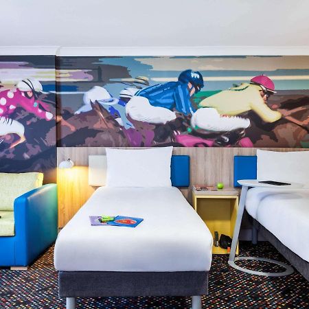 Ibis Styles Reading Oxford Road Hotel Exterior photo