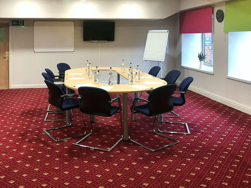 Ibis Styles Reading Oxford Road Hotel Facilities photo